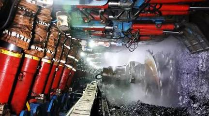 從“煤黑子”到“煤亮子” 三代礦工的礦山變遷史與焦炭行業(yè)的轉(zhuǎn)型之路